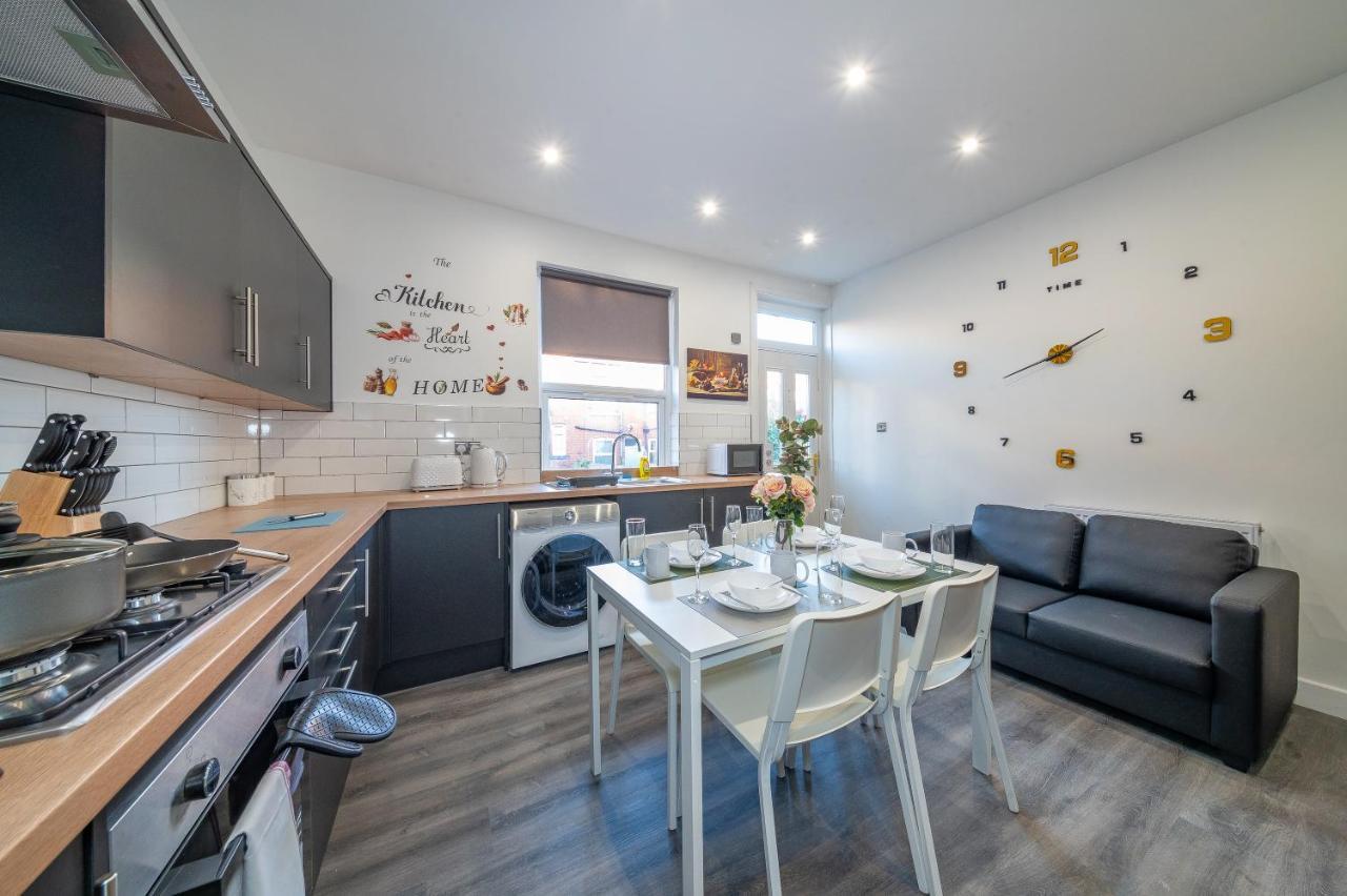 Habitación en casa particular *rd12s* For Your Relaxed & Cosy + Free Parking + Free Fast Wifi * Leeds (West Yorkshire)